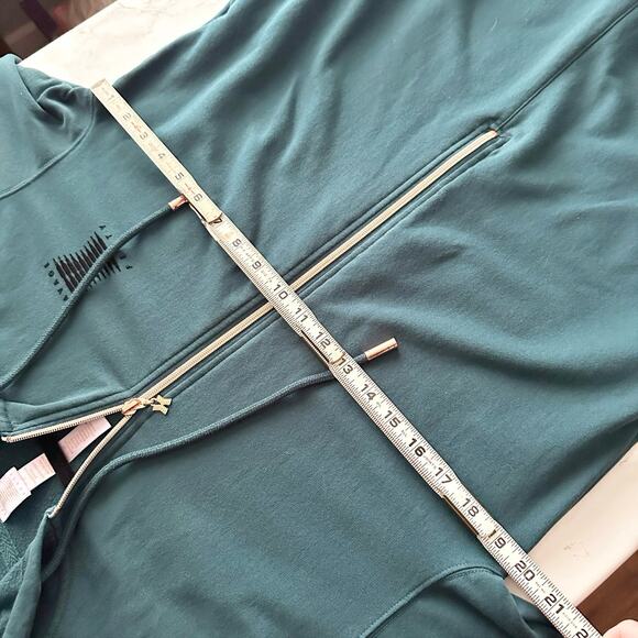 Savage x Fenty Forever SavageShowgirl Hooded Jumpsuit HunterGreen size medium - Picture 12 of 13